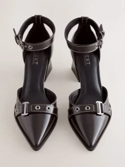 - Forever Comfort® Point Toe Buckle Block Heels*Next Discount