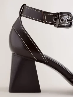 - Forever Comfort® Point Toe Buckle Block Heels*Next Discount