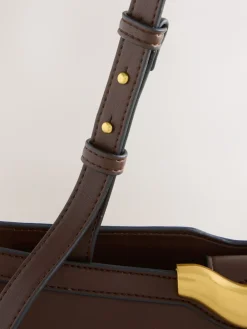 Chocoladebruin - Hardware Detail Shoulder Bag*Next Discount