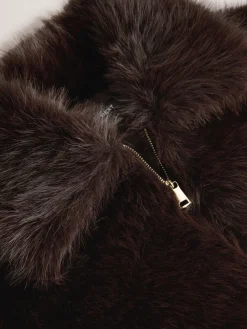 - Jack met rits en imitatiebont*Next Online