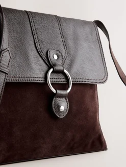 Chocoladebruin - Leren messenger-tas met vak*Next Sale