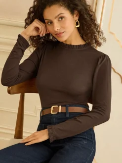 Chocoladebruin - jersey top met ruches aan de hals en lange mouwen*Love & Roses Clearance