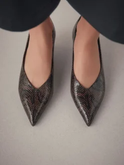 - Puntige lage naaldhakken schoenen*Next Sale