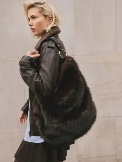 - Schoudertas met imitatiebont*Next