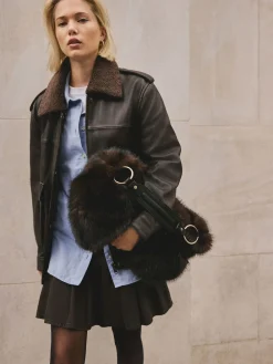 - Schoudertas met imitatiebont*Next