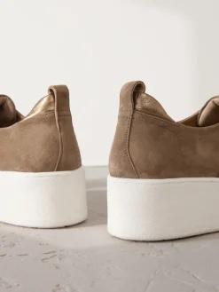 Chocoladebruin - Signature leren sneakers met dikke plateauzolen en sleehak*Next Hot