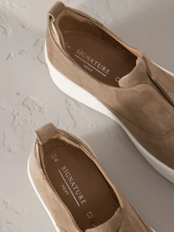 Chocoladebruin - Signature leren sneakers met dikke plateauzolen en sleehak*Next Hot