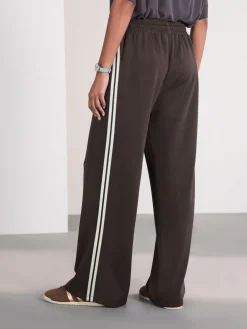 Chocoladebruin - Slinky trainingsbroek met wijde pijpen en zijstrepen*Next Discount