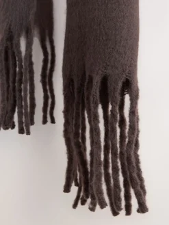 - Zware sjaal van geborstelde stof*Next Outlet