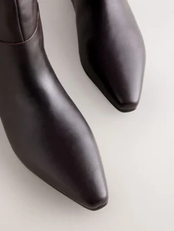 - Forever Comfort® - Platte kniehoge laarzen met stompe neus*Next Discount