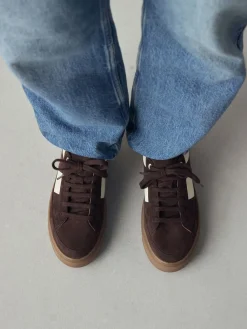 Chocoladebruin suède - Forever Comfort® Leather Chunky Side Stripe Lace Up Trainers*Next