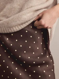 - Satijnen midirok*Next New