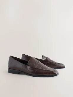 Chocolate Brown Croc Effect - Forever Comfort® - Loafers met vierkante neus*Next Hot