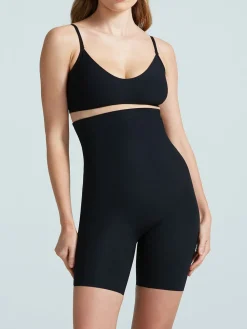 - Klassieke ondersteunende short met hoge taille*Commando New