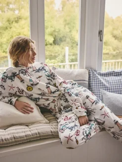 - Pyjama met lange mouwen*Next Clearance