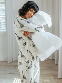 - - Lange pyjamaset met giraffenprint en knopen*Chelsea Peers Sale