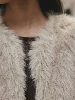 - Gilet van imitatiebont*Next Hot