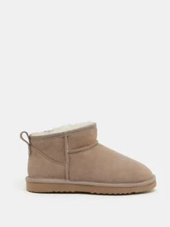 - Ultra Mini laarsjes van schapenvacht*Hush New