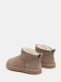 - Ultra Mini laarsjes van schapenvacht*Hush New