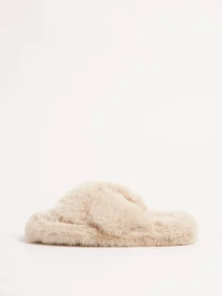 - pantoffels van imitatiebont met gekruiste banden voor nachtkleding*Lipsy Discount