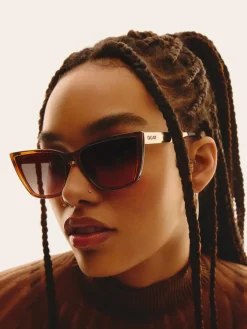 - Call The Shots Remixed Sunglasses*QUAY Hot