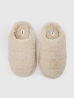 - Andrea Faux Fur Slippers*Reiss Sale