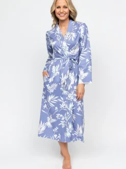 Nora Rose - Lange kamerjas met bloemenprint en lange mouwen*Cyberjammies Hot