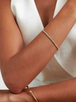 Waterproof Luxe Tennis Bracelet*D.Louise