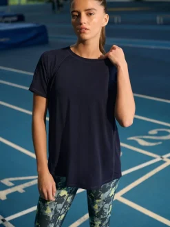 - Active Crew Neck Short Sleeve T-Shirt*Next New