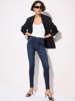 - jegging met hoge taille*Friends Like These New