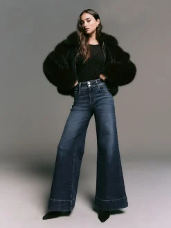 - High Rise stretchy Jeans met wijde pijpen*Next Best