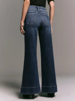 - High Rise stretchy Jeans met wijde pijpen*Next Best