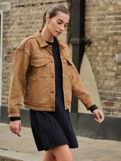 - Mini-trui-jurk met kabelpatroon*Next Outlet