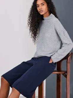 - Modieuze lange shorts*Next Outlet