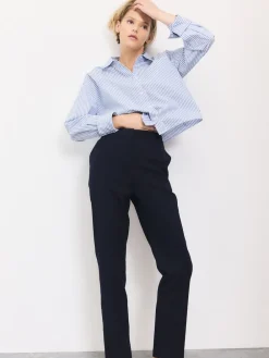 - Nauwsluitende, op maat gemaakte broek van wol*Next Sale