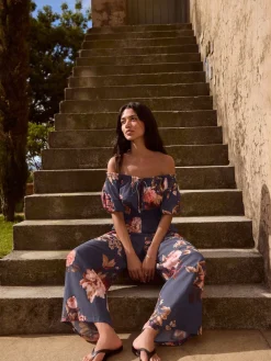 - Jumpsuit met blote schouder*Next Discount