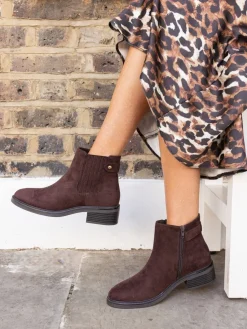 Donkerbruin - Wide Fit Darlina Flat Chelsea Ankle Boots*Novo Online