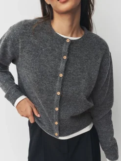 Donkergrijs - Gebreid vest met ronde hals*Next Best