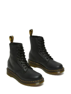 1460 Pascal Virginia Lace-Up Leather Boots*Dr. Martens Clearance