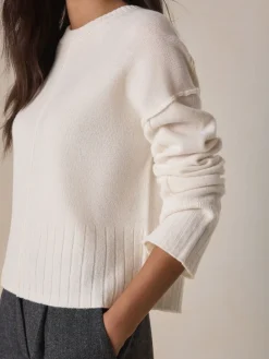 Ecru - 100% N.Premium trui van lamswol met ronde hals*Next Best