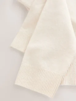 Ecru - Superzachte trui met ronde hals en lange mouwen*Next Sale