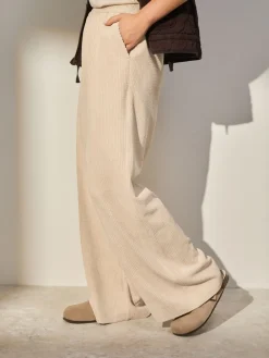 Ecru - Wijde pijpen zachte corduroy broeken*Next Outlet