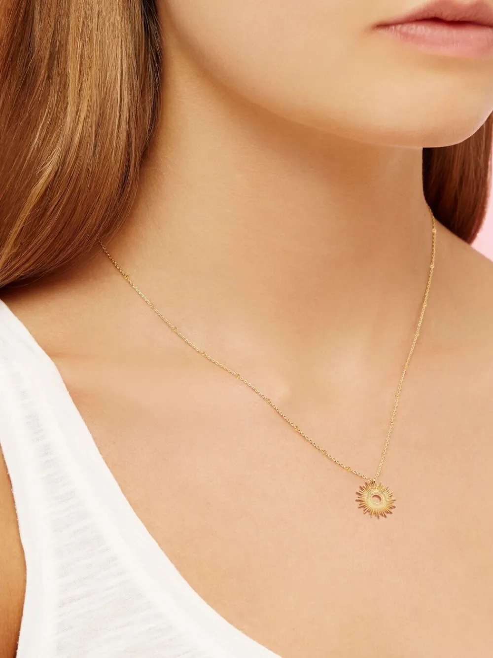 - Ketting met stralende zon*Estella Bartlett Sale