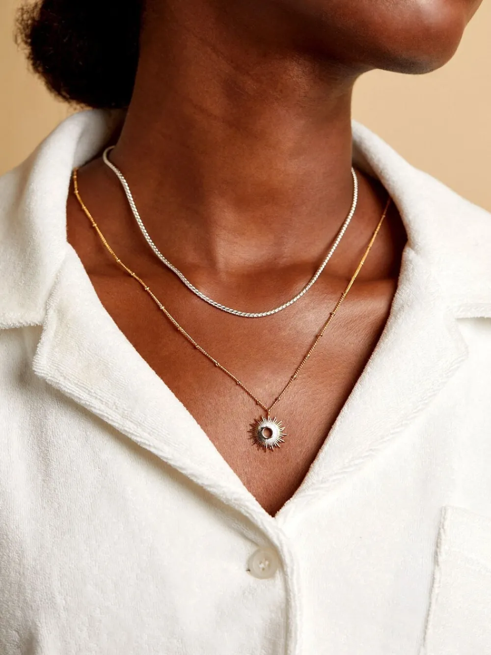 - Ketting met stralende zon*Estella Bartlett Sale