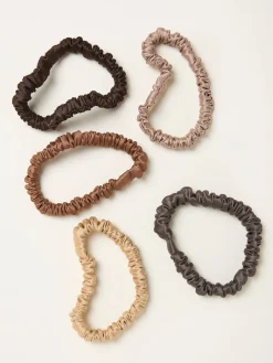 FatFace 5 Pack Plain Satin Scrunchies*Fat Face Clearance