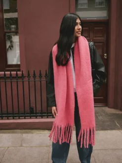 - Zware sjaal van geborstelde stof*Next New