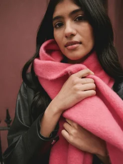 - Zware sjaal van geborstelde stof*Next New