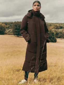 - Lange gewatteerde jas met capuchon*Friends Like These Online