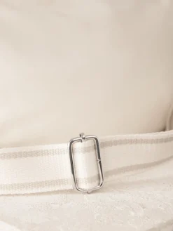 Gebroken wit - Crossbodytas van leer met band*Next New