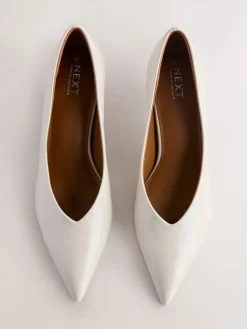 - Puntige lage naaldhakken schoenen*Next Sale